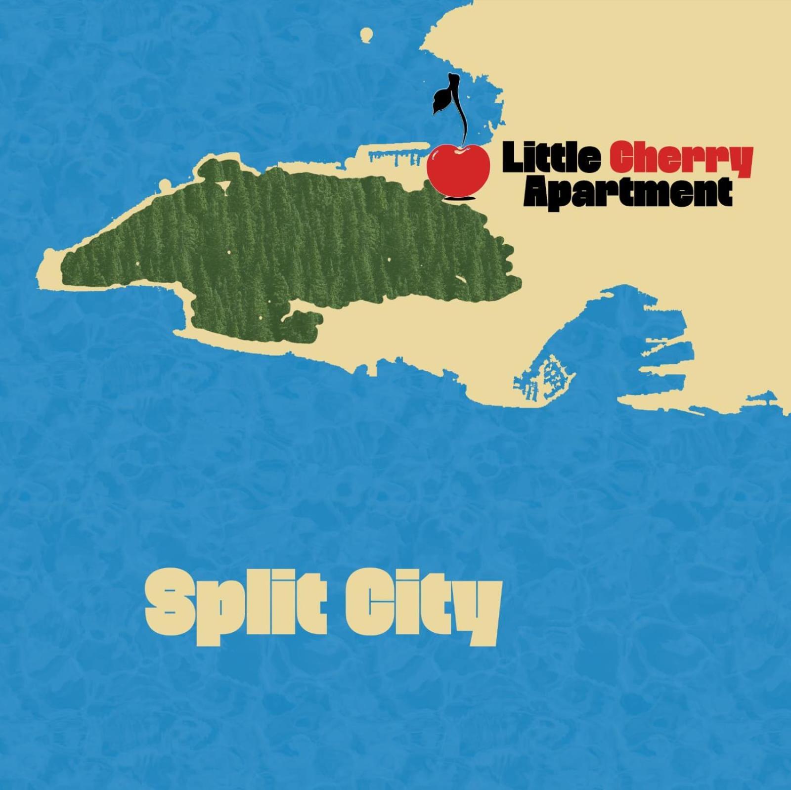 Little Cherry Split Luaran gambar